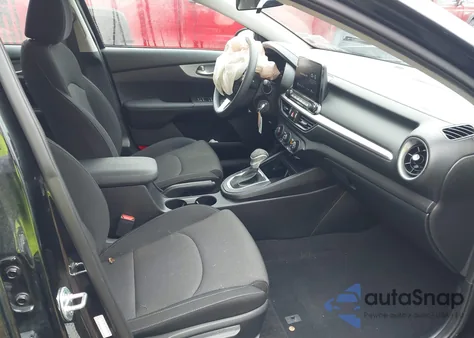 2024 Kia Forte Lxs из США, поврежденный, VIN 3KPF24AD8RE742440